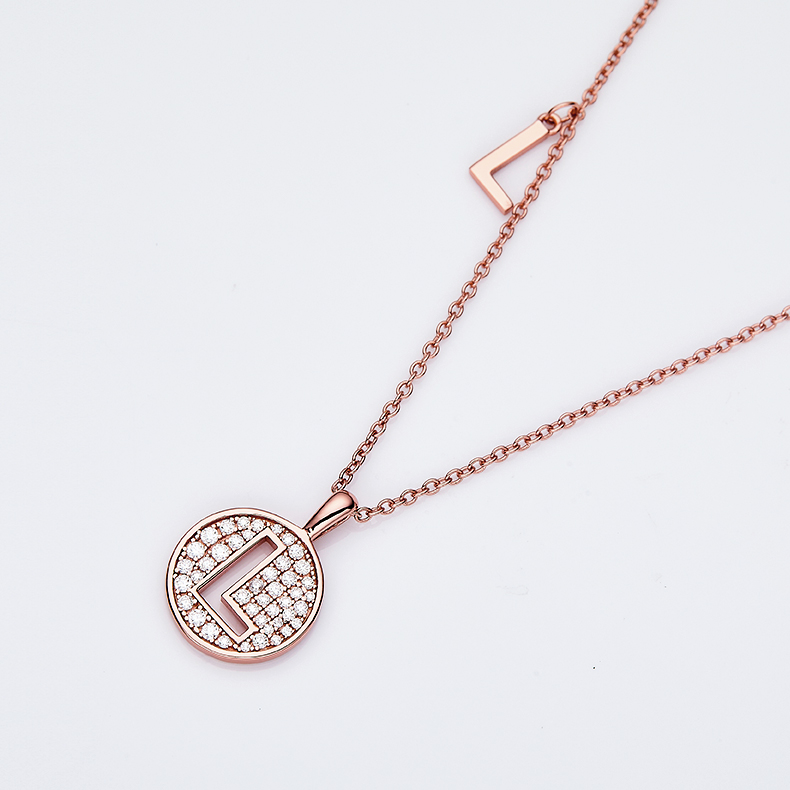 Alfabetisk serie L Lovely Rose Gold Halskjede