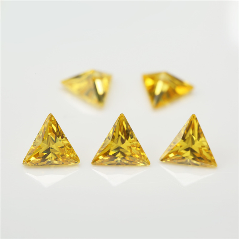 5A gul Produksjon Engros Triangle Cubic Zirconia for smykker