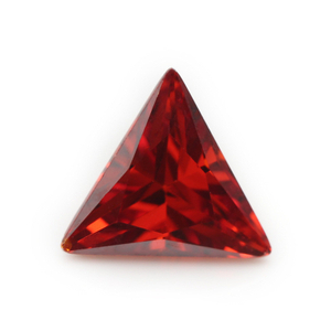 5A Bright Red Produksjon Engros Triangle Cubic Zirconia for smykker