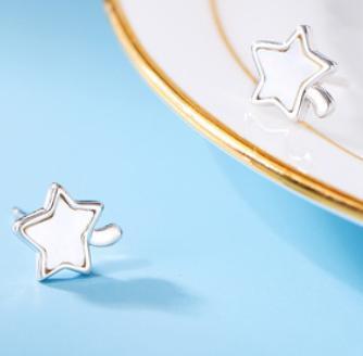 Enkle Little Star 925 Sterling sølv gullbelagte øredobber for kvinner