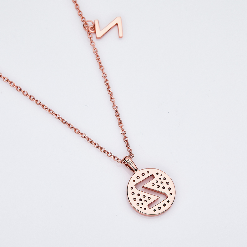 Alfabetisk serie Z Lovely Rose Gold Halskjede