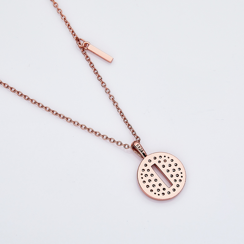 Alfabetisk serie I Lovely Rose Gold Necklace