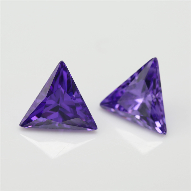 Produsent Engros 5A Deep Purple Triangle Cubic Zirconia for smykker