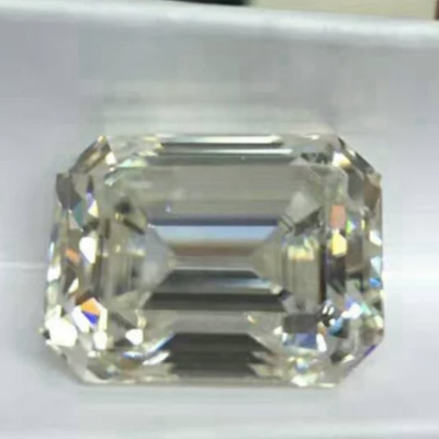 6*8 mm Emerald Cut Rough Brilliant Synthetic Moissanite