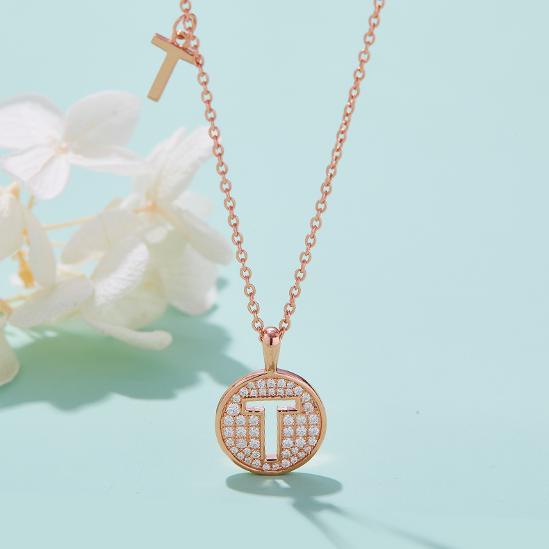 Alfabetisk serie T Lovely Rose Gold Halskjede