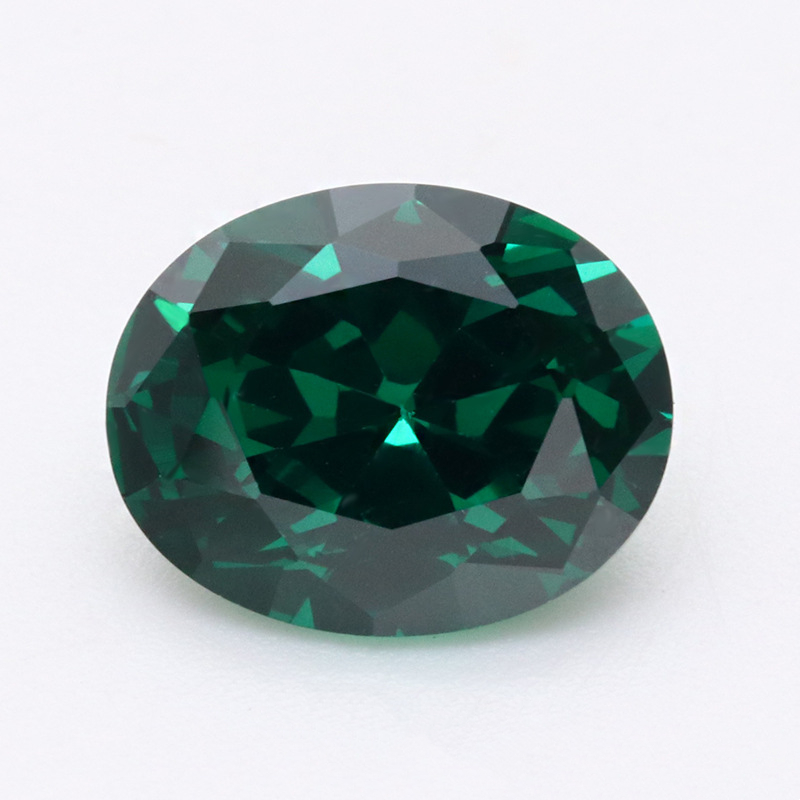 VVS Grønn 5A Oval 3EX Cubic Zirconia