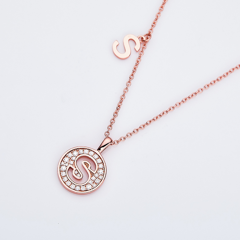 Alfabetisk serie S Lovely Rose Gold Halskjede