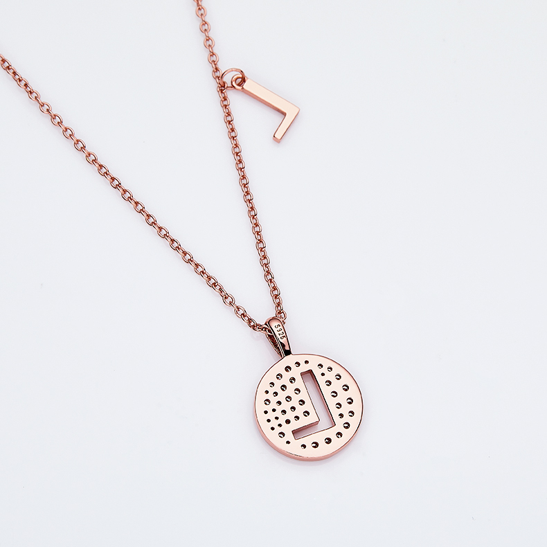 Alfabetisk serie L Lovely Rose Gold Halskjede