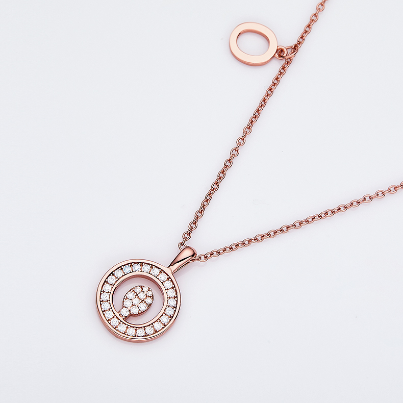 Alfabetisk serie O Lovely Rose Gold Halskjede